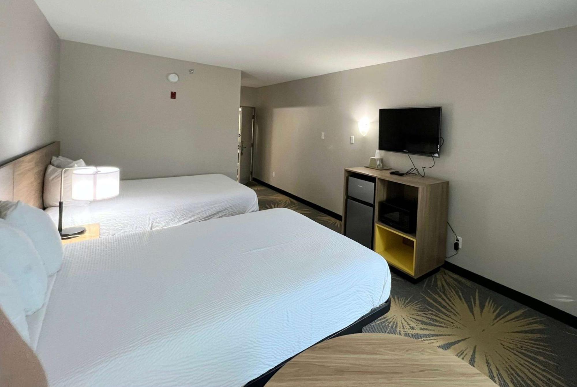 Days Inn By Wyndham Laplace- New Orleans Exterior photo