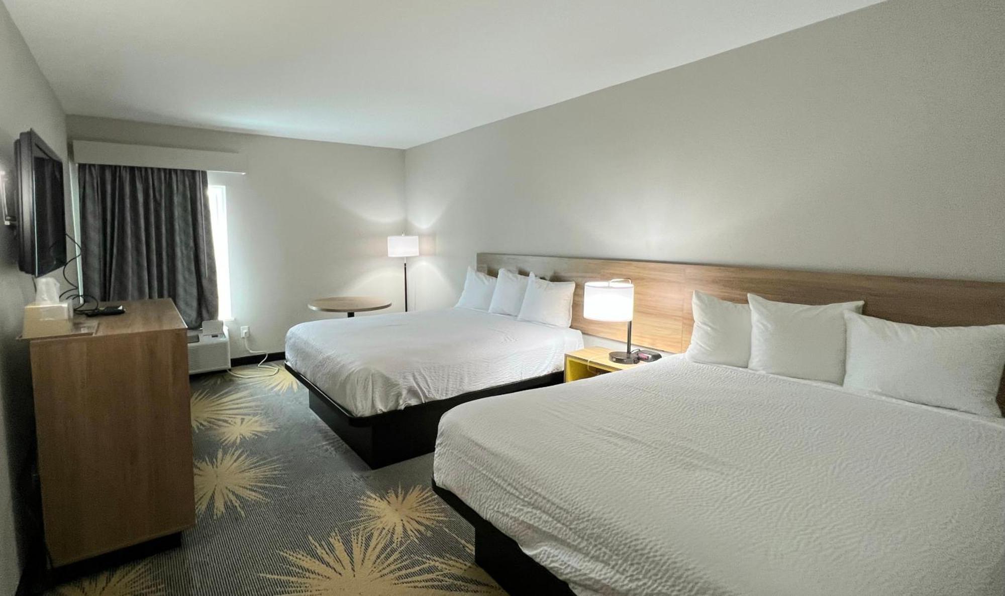 Days Inn By Wyndham Laplace- New Orleans Exterior photo